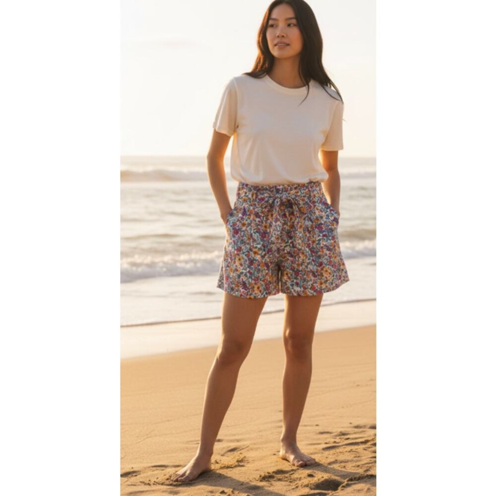 Antonio Melani Dawson High Waisted Floral Tie Front Shorts size 8